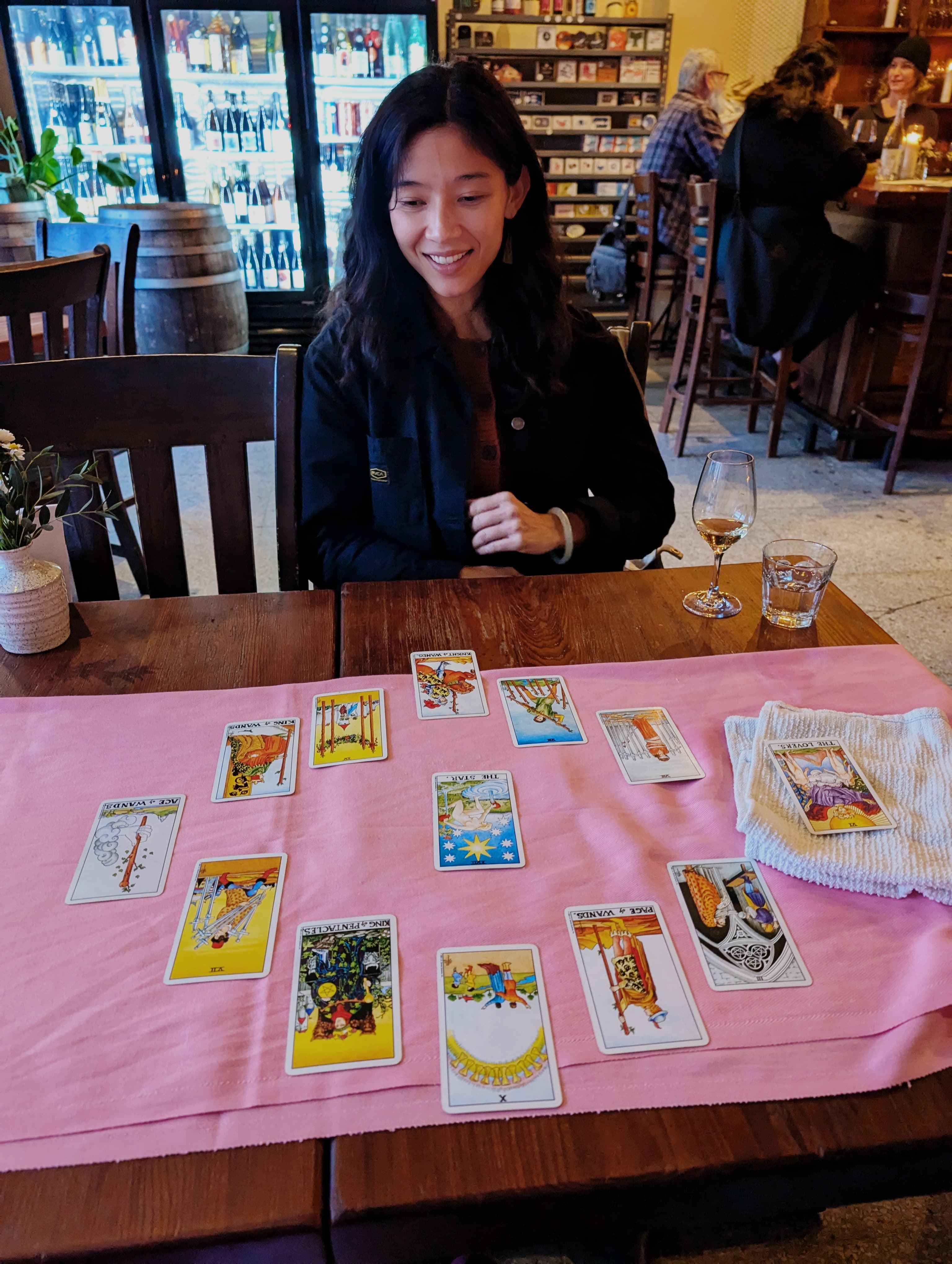 caitlin gets her year tarot read